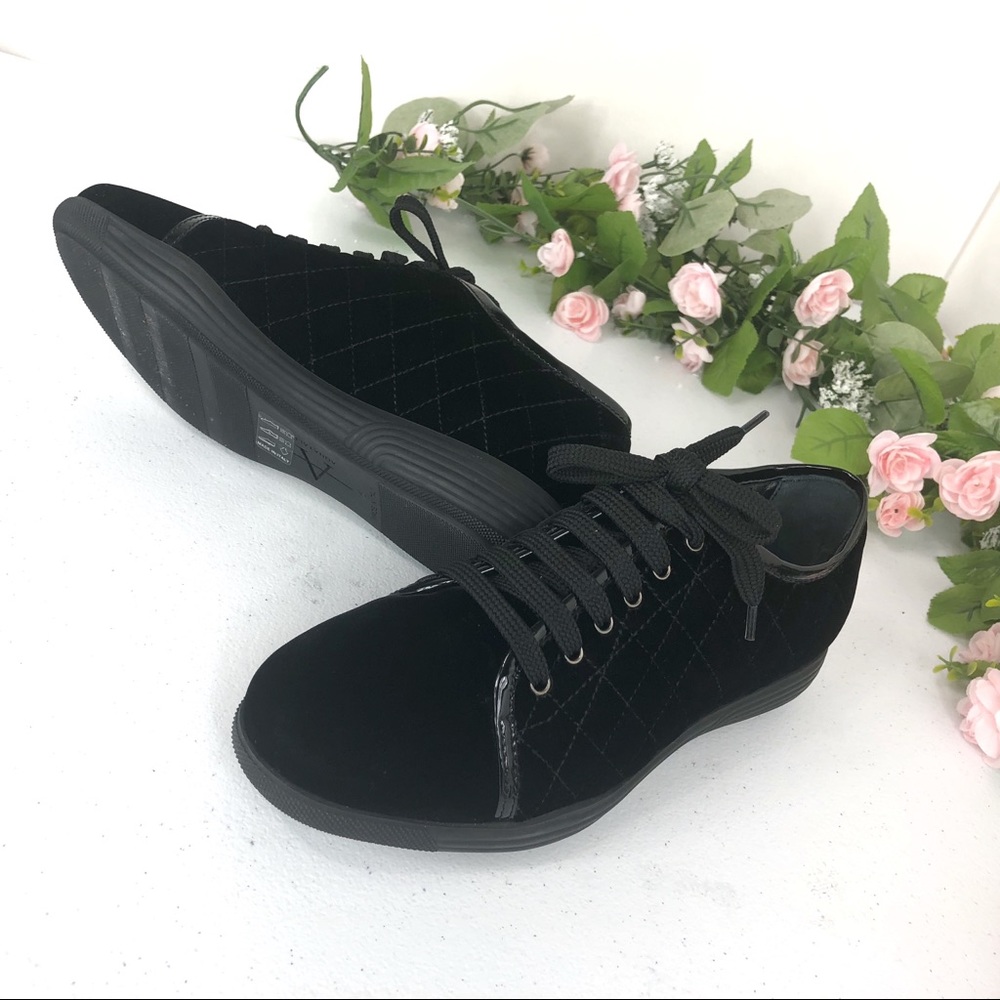 Aquatalia made in Italy fashion sneakers size 6